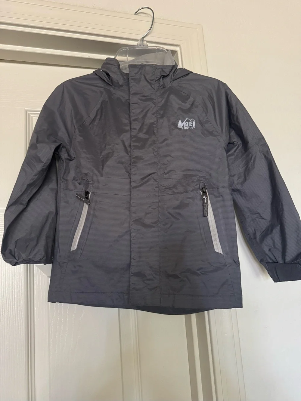REI Kids Jacket Ski Shell Xxs 4-5 Gray Windproof, Waterproof, Hooded, Pockets